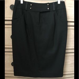Pencil wool skirt,like new